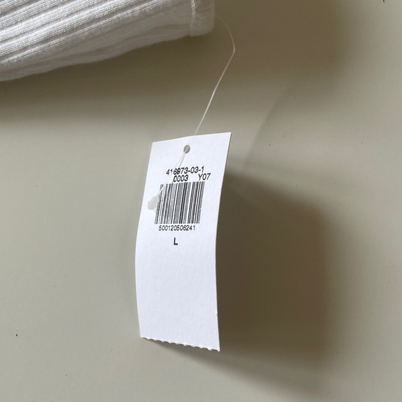 Old Navy Off Shoulder Ribbed Tee White - Picture 4 of 14